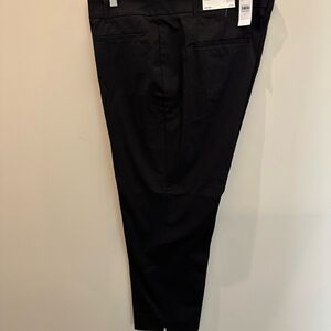 Ann Taylor Women's The Crop Mid Rise Black Pants